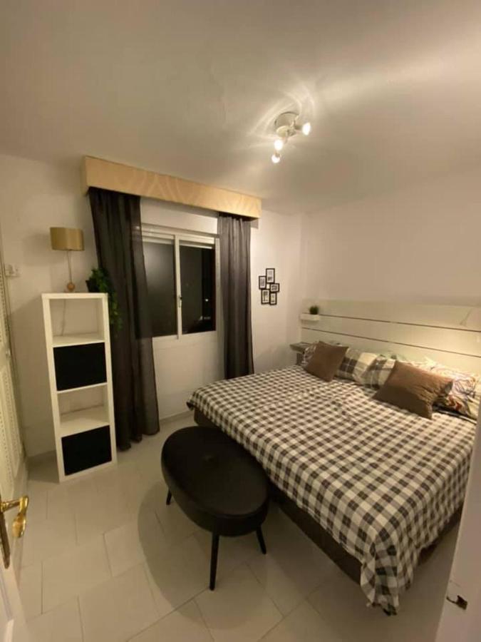 Apartment Caronte Malaga Exterior photo